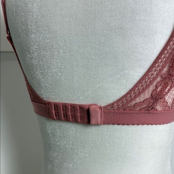 Knix Pink Sorbet Take the Plunge Lace Deep V Bralette Size S - Picture 6 of 15